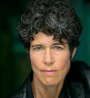 Official profile picture of Carrie Gibson