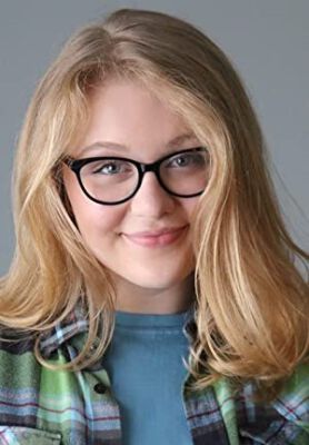 Official profile picture of Cassie Brennan