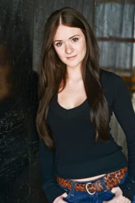 Official profile picture of Chandler Loryn