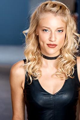 Official profile picture of Chandra Brenner