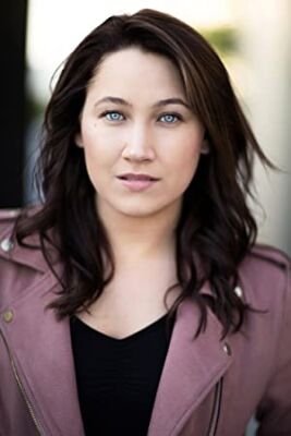 Official profile picture of Chantal Elyse