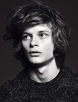 Official profile picture of Charlie Tahan