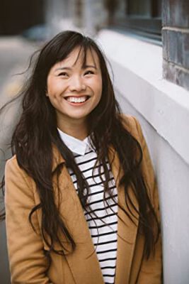 Official profile picture of Chloe Ng