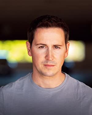 Official profile picture of Chris Farquhar