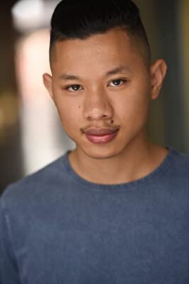 Official profile picture of Chris Huot