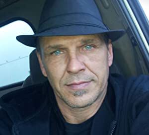 Official profile picture of Christian Andrew