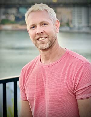 Official profile picture of Christopher Amos