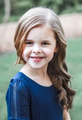 Official profile picture of Claire Crosby