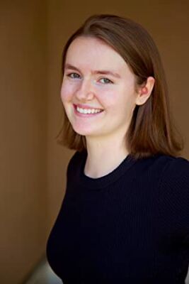 Official profile picture of Claire Mackenzie Carter
