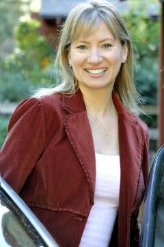 Official profile picture of Colleen McDonnell