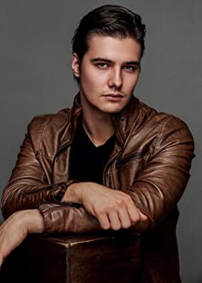 Official profile picture of Connor Barton