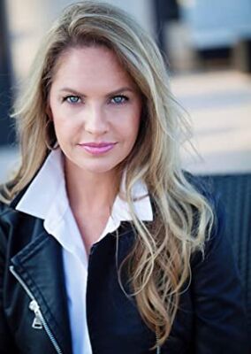 Official profile picture of Corie Robinson