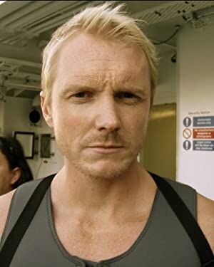 Official profile picture of Dan Hirst