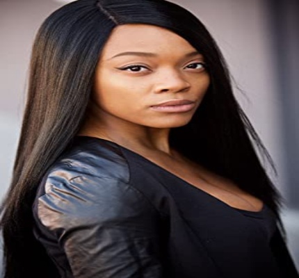 Official profile picture of Danielle Henderson