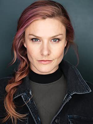 Official profile picture of Danielle Muehlen