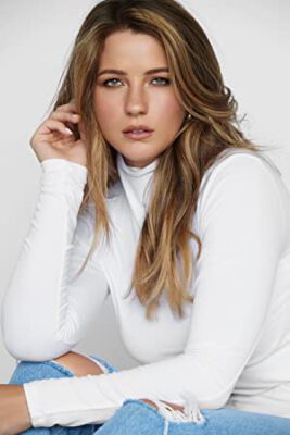 Official profile picture of Danielle Stratton