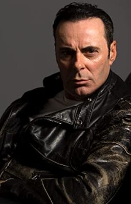 Official profile picture of Darren Moore