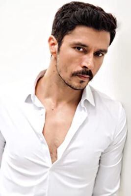 Official profile picture of Darshan Kumaar