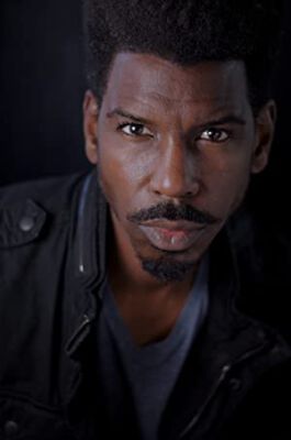 Official profile picture of Derek Reginald