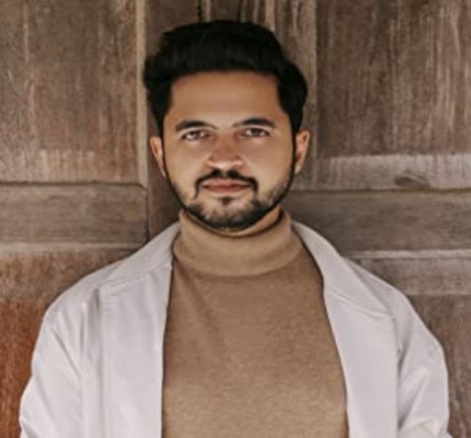 Official profile picture of Divyang Thakkar