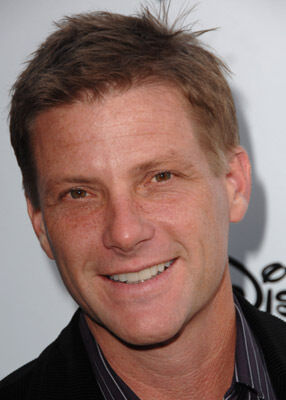 Official profile picture of Doug Savant