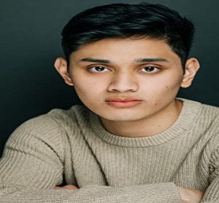 Official profile picture of Edward Escobal
