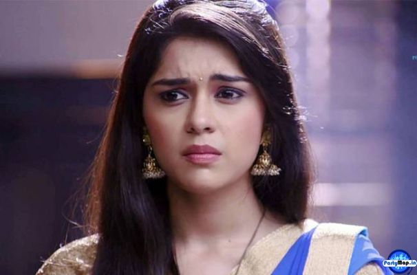 Photo of Eisha Singh at a show