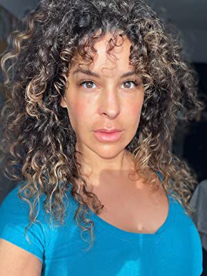 Official profile picture of Elaina Marin
