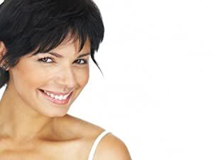 Official profile picture of Elena Aaron