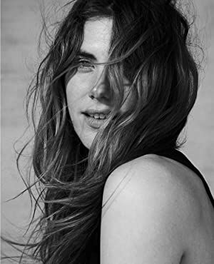 Official profile picture of Elena Saurel