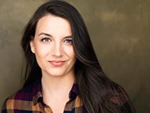Official profile picture of Elise DuQuette