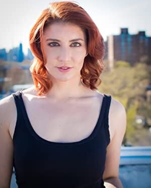 Official profile picture of Elise Edwards