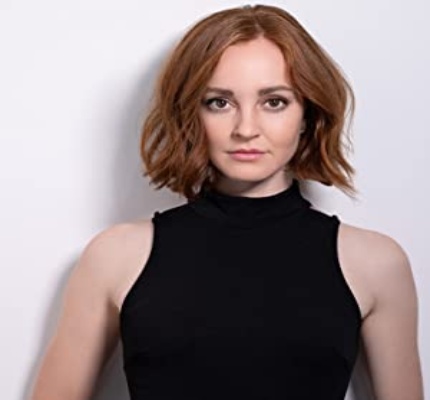 Official profile picture of Elizabeth Rian