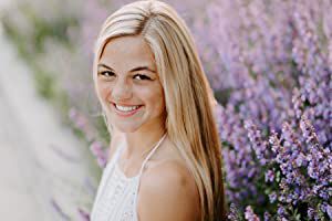 Official profile picture of Ellie Melander