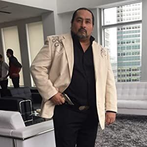 Official profile picture of Elliot Santiago