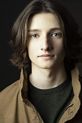 Official profile picture of Elliott Sancrant