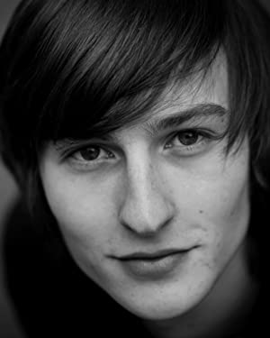 Official profile picture of Elliott Tittensor