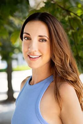 Official profile picture of Elyse Brandau