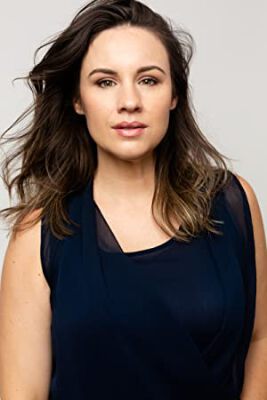 Official profile picture of Emily Banks