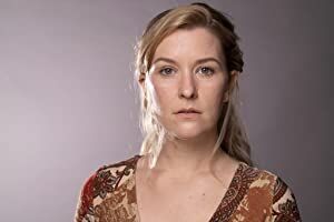 Official profile picture of Emily Dunlop