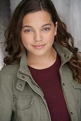 Official profile picture of Emily Hoffman