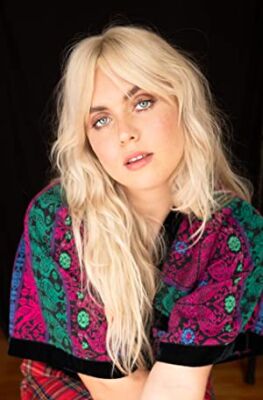 Official profile picture of Emily Kimball
