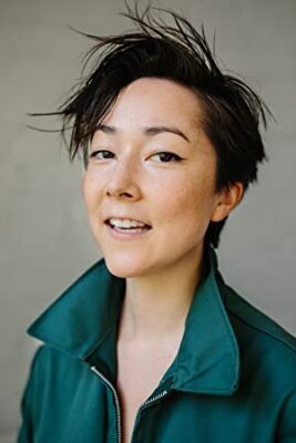 Official profile picture of Emily Piggford