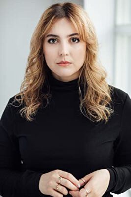Official profile picture of Emily Stranges