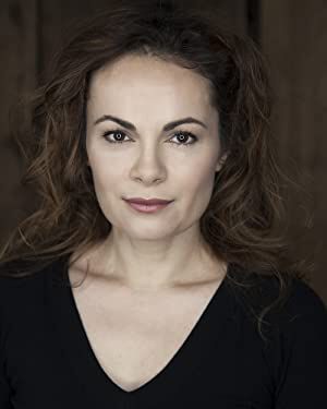 Official profile picture of Emma Sara