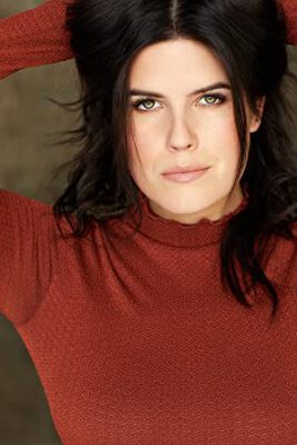 Official profile picture of Erica Lindbeck