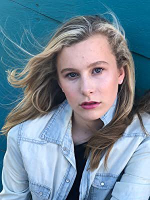 Official profile picture of Estella Kirk