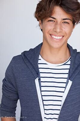 Official profile picture of Ethan Tindukasiri