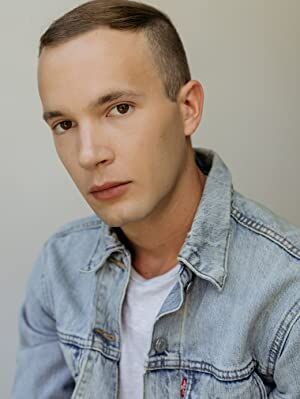 Official profile picture of Evan Daigle