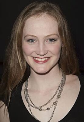 Official profile picture of Eve Ponsonby